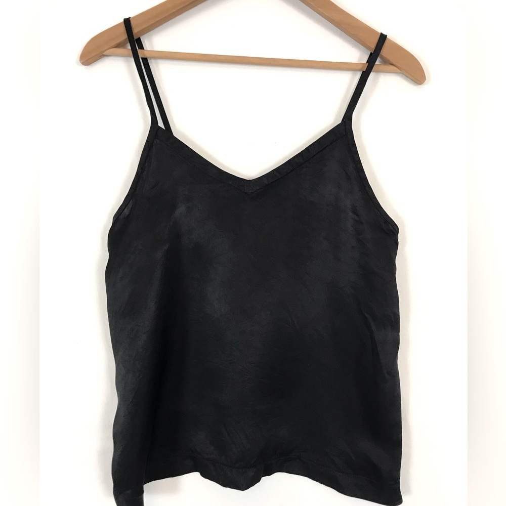 Athleta Calm Cool Silky Satin Cami Tank Top Layering Shell Small Black V Neck